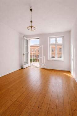 Zimmer I - 2 Zimmer Etagenwohnung zum Kaufen in Berlin