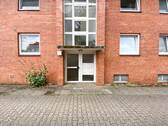 Hauseingang - 3 Zimmer Etagenwohnung zum Kaufen in Kirchgellersen