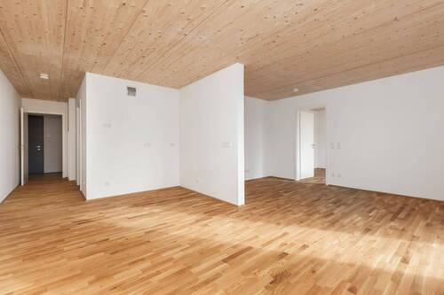 Wohnbereich mit Blick zur Küche - 2 Zimmer Etagenwohnung in Pentling