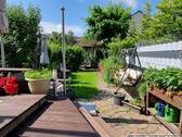 01 Garten Gesamtansicht - Sonniges, gepflegtes, Reihenhaus mit idyllischem Garten, LU-Gartenstadt - 10003853