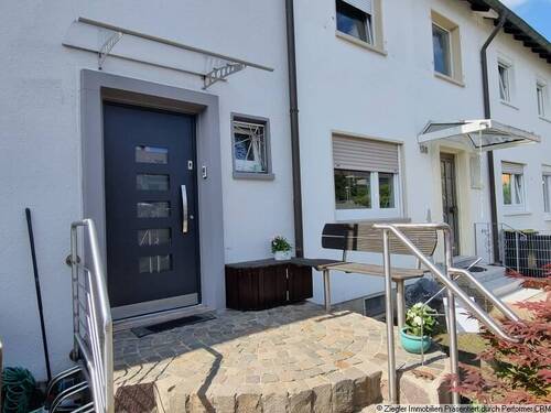 03 Eingang - 3 Zimmer Reihenmittelhaus in Ludwigshafen