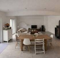 Wohnen auf Niveau - Luxuriös sanierte Wohnung mit Wärmepumpe, Doppelgarage & E-Stellplatz - Bochum Werne