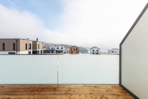 Charmanter Holzbalkon - 