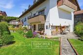 Südwest-Ansicht - Top gepflegte 3-Zi.-EG-Wohnung mit Südgarten & TG-Stellplatz!
