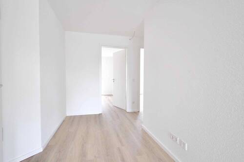 Flur - Ansicht 2 - 3 Zimmer Etagenwohnung zur Miete in Willich