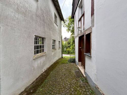 Eingang Altbau - 