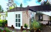 Aussenansicht Eingangsbereich und Terrasse - 