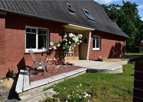 Ansicht von Westen - 8 Zimmer Einfamilienhaus in Marklohe / Oyle