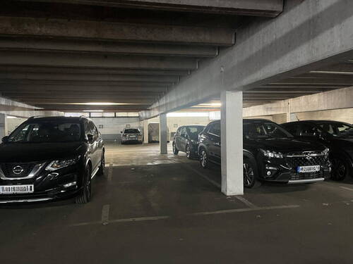 Tiefgaragenplatz - 