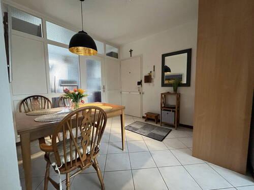 Esszimmer - Gepflegte Eigentumswohnung in Hamburg-Jenfeld mit Tiefgaragenplatz