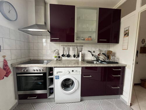 Küchenzeile - 3 Zimmer Etagenwohnung in Hamburg