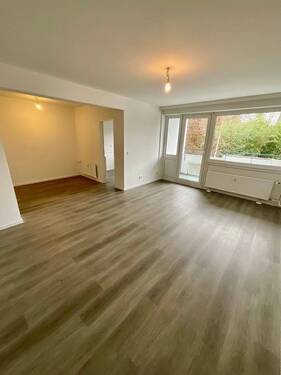 Wohnzimmer - 2 Zimmer Etagenwohnung zur Miete in Celle