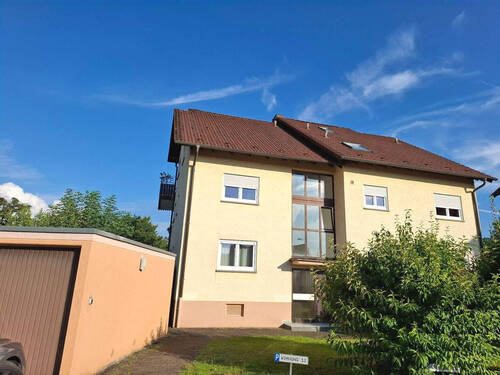 Vorderansicht.jpg - Tolle 2-Zimmerwohnung in Oberkirch in ruhige Lage. Hier macht es Spaß zu wohnen!