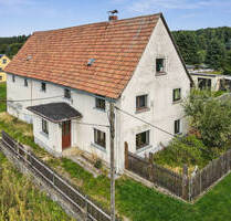 Historisches 6-Zimmer-Bauernhaus auf 8.000 m2 Grundstück + idyllische Feldrandlage in Krumhermsdorf - Neustadt