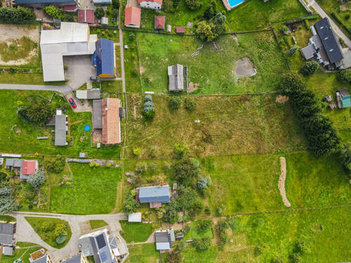 Drohnenansicht Haus mit Gartenabschnitt 2 - 