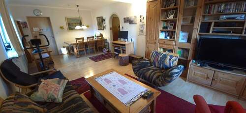 Wohnzimmer mit Essbereich - 