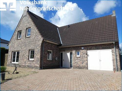 Straßenansicht - Ihr neues Zuhause - Wohnen mit Stil