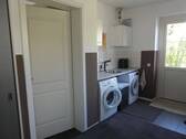 Garage/HWR - 