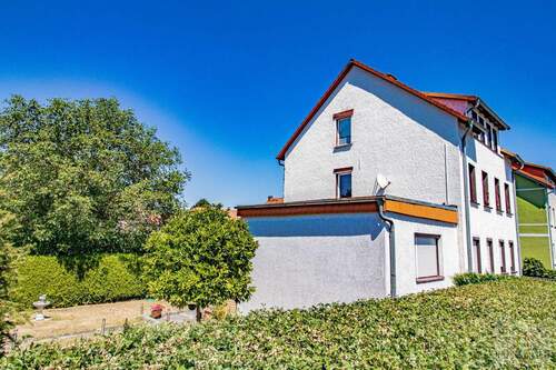 Anbau im Erdgeschoss - Investition mit Weitblick: Mehrfamilienhaus mit Potenzial in gefragter Wohngegend