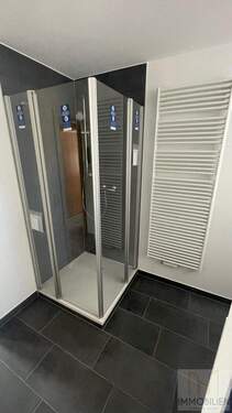 OG: Badezimmer - 