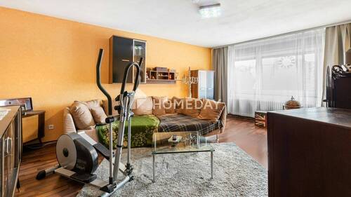 1. OG Wohnzimmer 1 - 