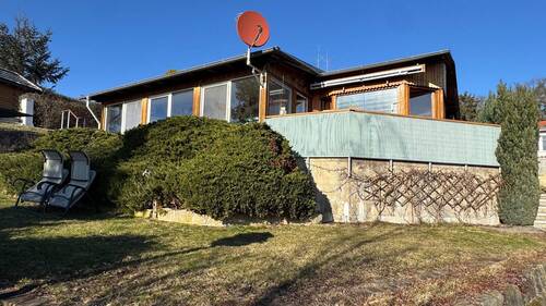 Bungalow/ Grundstück - 3 Zimmer Einfamilienhaus zum Kaufen in Weinböhla