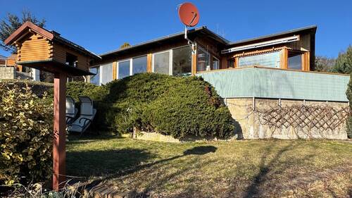 Bungalow/ Grundstück - 3 Zimmer Einfamilienhaus in Weinböhla