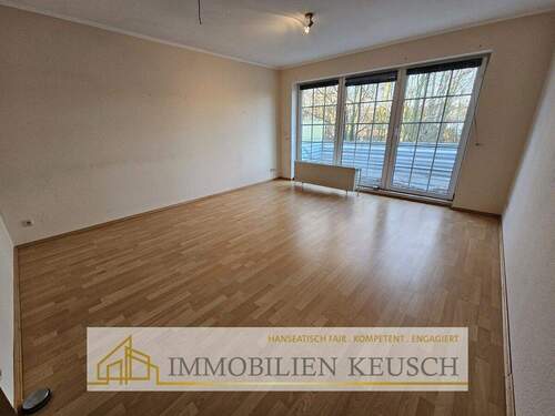 Großes & helles Wohn- und Esszimmer - 3 Zimmer Etagenwohnung zum Kaufen in Achim