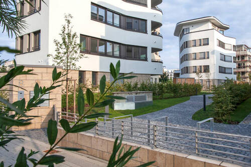 Blue-Note Außenanlagen - Etagenwohnung mit 95,00 m² in Frankfurt am Main zum Kaufen