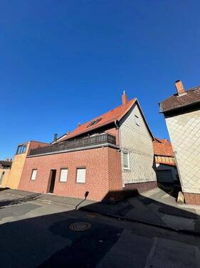 Haupthaus/Anbau Teilansicht - 6 Zimmer Mehrfamilienhaus, Wohnhaus in Bockenem