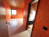 Zimmer im Dachgeschoss - 
