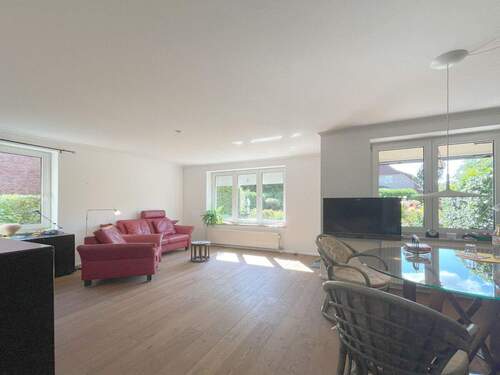 Wohnzimmer - 3 Zimmer Etagenwohnung zum Kaufen in Pinneberg