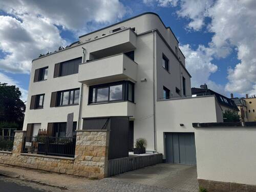 Hausansicht - Erstbezug! Exklusive 4-Zimmerwohnung mit großer Terrasse, barrierefrei mit Lift, in bester Lage