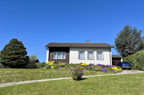 Außen - Frontansicht - 4 Zimmer Bungalow zum Kaufen in Massing