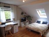 Ein Zimmer im DG - 
