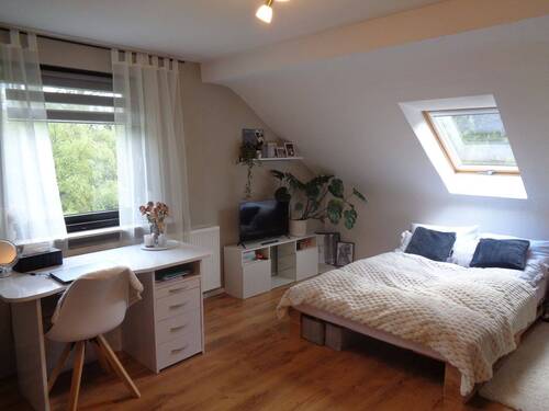 Ein Zimmer im DG - 