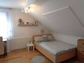 Ein Zimmer im DG - 