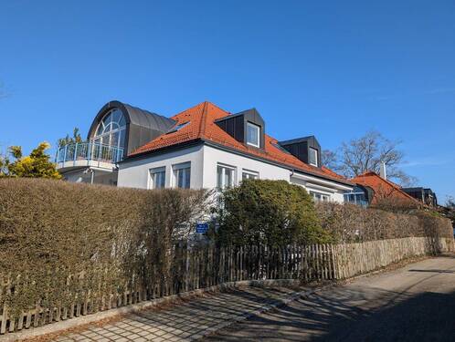 Haus - Stilvolle Dachgeschosswohnung mit besonderem Charme