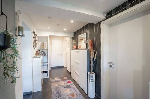 Flur EG - 5 Zimmer Einfamilienhaus zum Kaufen in Sondheim vor der Rhön