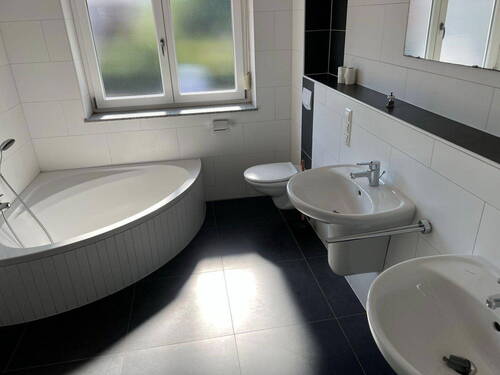 Bild 2 - 8 Zimmer Reihenendhaus zur Miete in Kaiserslautern