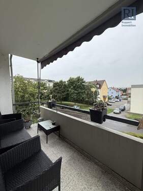 Balkon - 4 Zimmer Etagenwohnung zur Miete in Volkach