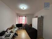 Kinderzimmer 1 - Etagenwohnung mit 82,00 m² in Volkach zur Miete