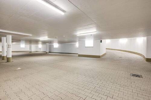 Tiefgarage - 