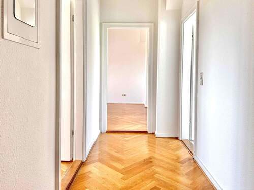 Flur - Etagenwohnung mit 50,80 m&sup2; in Berlin zum Kaufen