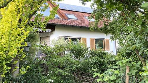 Ansicht Süd - 6 Zimmer Doppelhaushälfte in Lauf