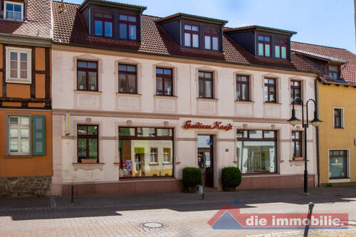 Ansicht_von_Einkaufsstraße - 1 Zimmer Mehrfamilienhaus, Wohnhaus zum Kaufen in Wolmirstedt