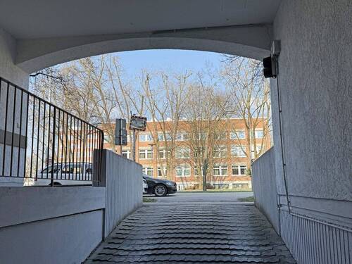 Ausfahrt Tiefgarage - 