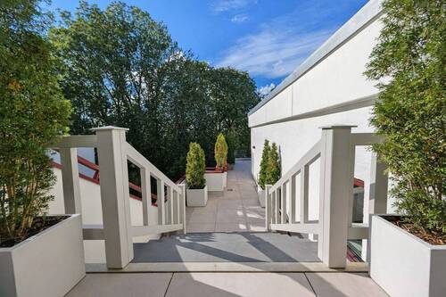 Treppe zur Master-Dachterrasse - 
