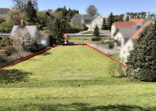 . - Großzügig und ruhig, Baugrundstück mit Vorbescheid!