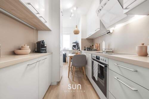 VOLL AUSGESTATTETE EINBAUKÜCHE - (KI generiert) - Etagenwohnung mit 73,00 m&sup2; in Wiesbaden zum Kaufen